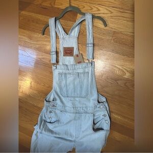 NWT Levi’s T3 UTILITY LOOSE OVERALL HOME SWEET HOME in color: Denim Size XL